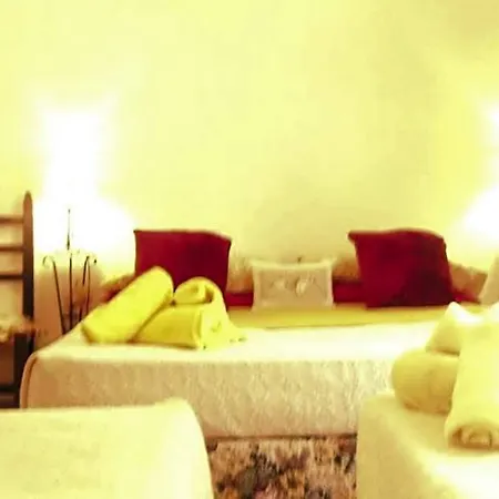 Italia 3*