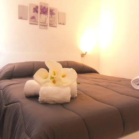 Italia Bed & Breakfast 3*