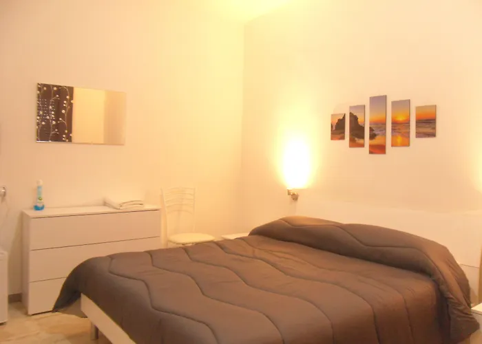 Italia Bed & Breakfast 3*